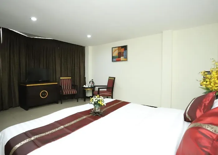 Lucky Palace Hotel 3*